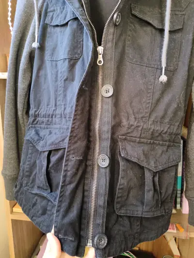 Chaqueta con capucha Robert Lewis negra y gris - miniatura 3