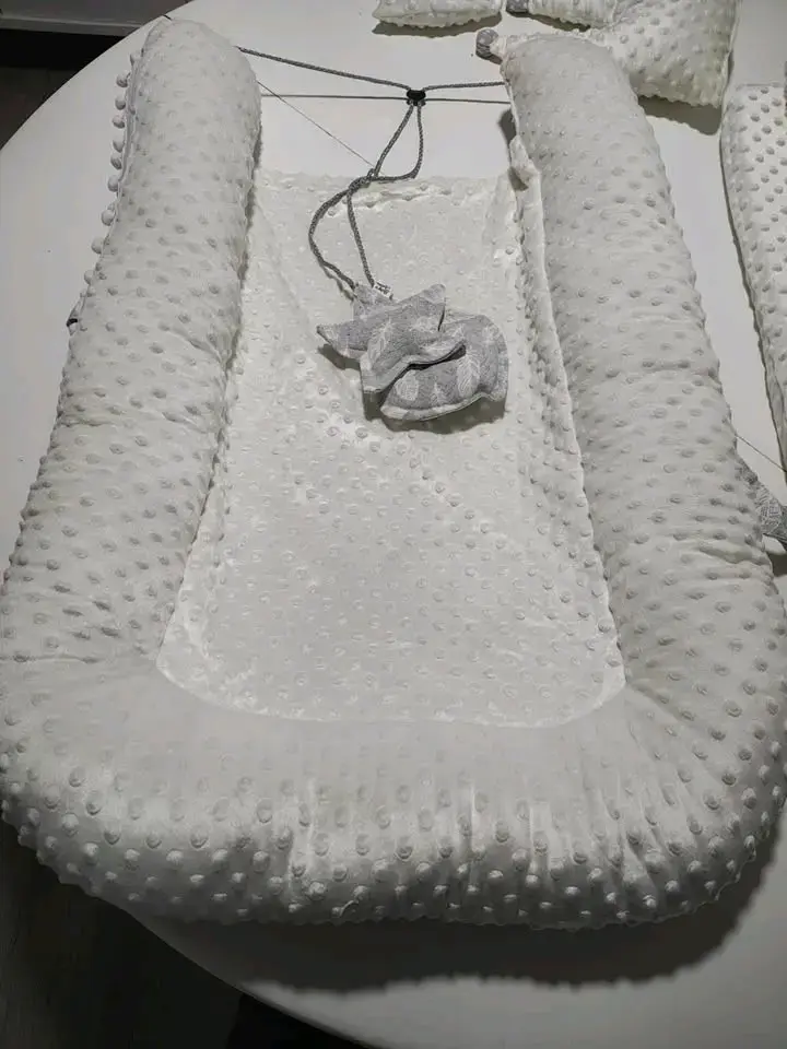 Set de Nido para Bebé Blanco con Almohadas - 2