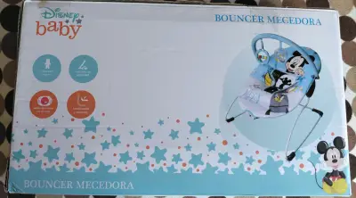 Mecedora Bouncer Disney Baby con Juguetes - miniatura 2