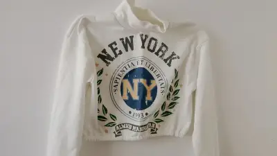 Polerón blanco con diseño New York - miniatura 1