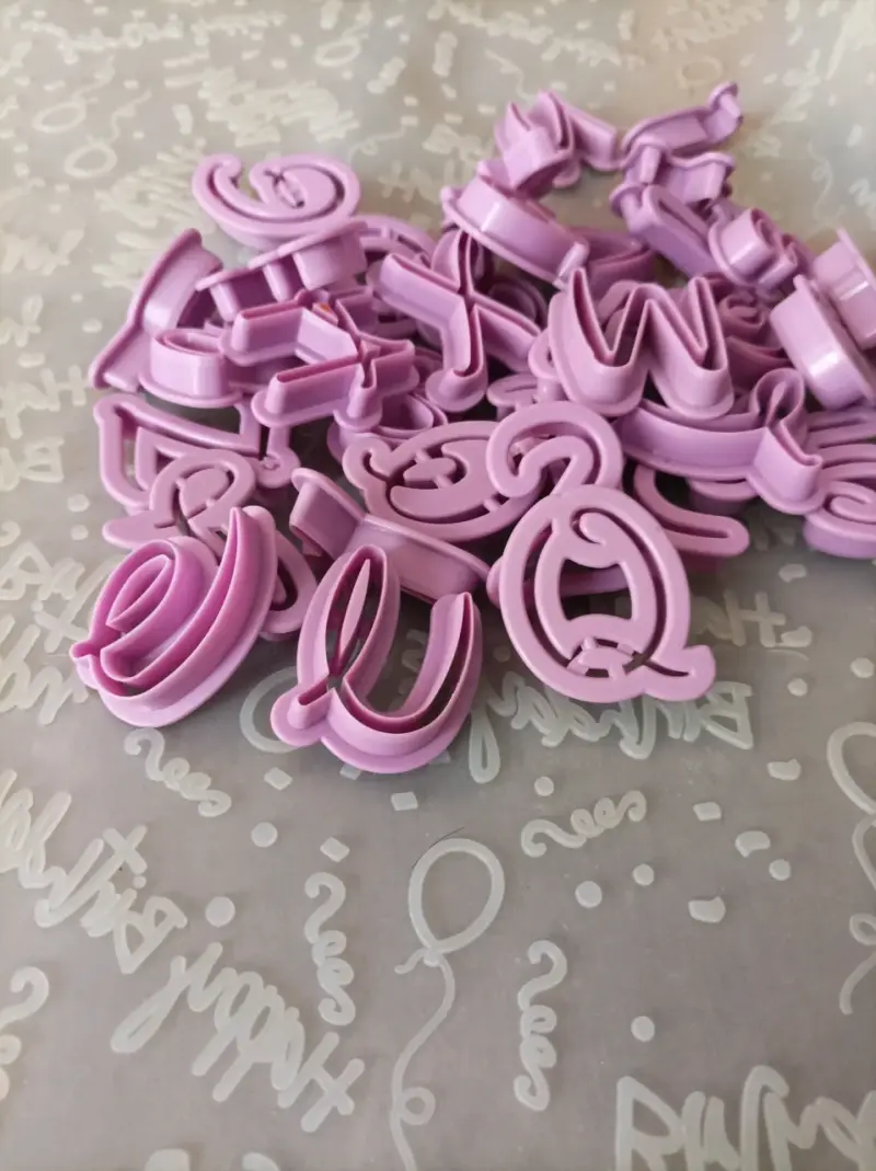Set de moldes para repostería y manuali - 6