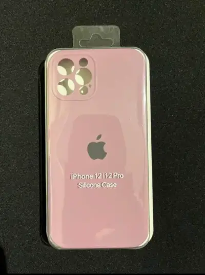 Funda de silicona rosa para iPhone 12 Pro - miniatura 1
