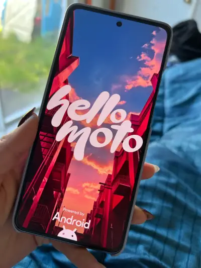 Smartphone Motorola MotoG86 Power - miniatura 1
