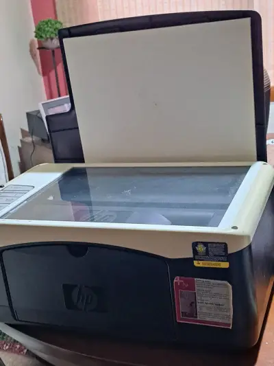 Impresora multifuncional HP Deskjet F2180 - miniatura 4