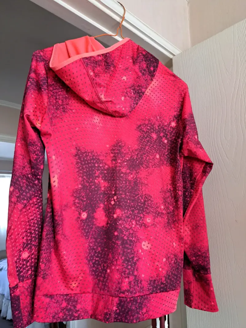 Chaqueta deportiva Adidas rosa con capucha - 3