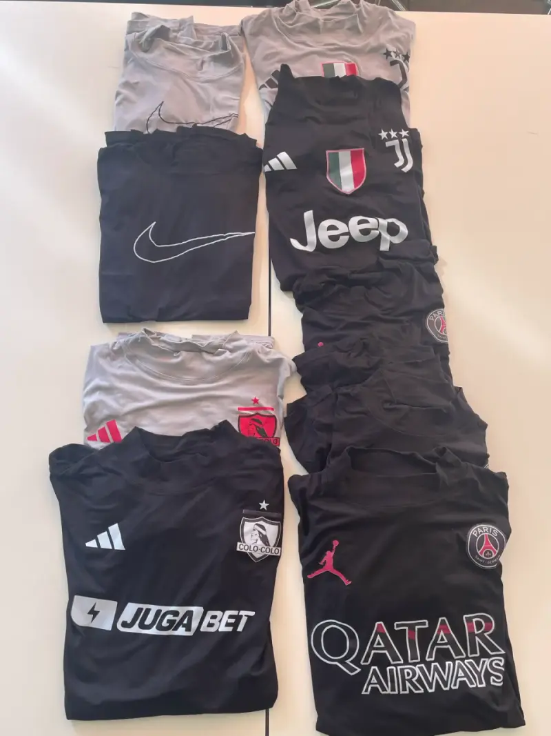 Poleras de fútbol de equipos europeos en negro - 2