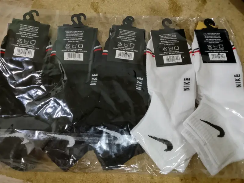 Pack de calcetines deportivos Nike blancos y negros - 2