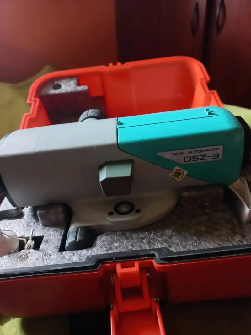 Nivel automático DSZ-3 con estuche resistente - 2