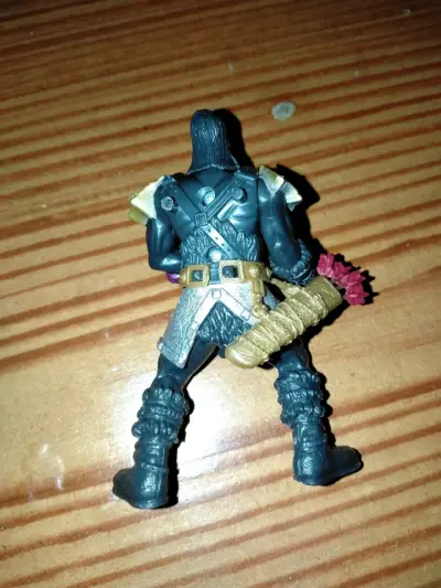 Figura de acción guerrero con armadura y arco - miniatura 3