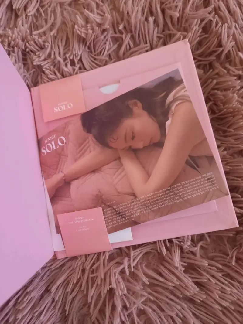 single "Solo" Jennie original - 2