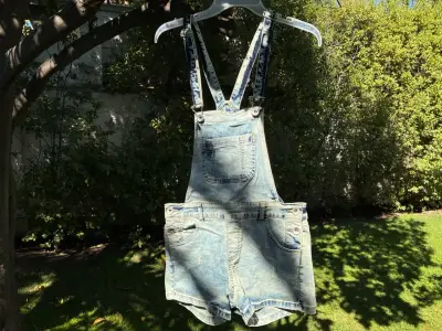 Jardinera de jeans tipo short Barbados talla M - miniatura 1