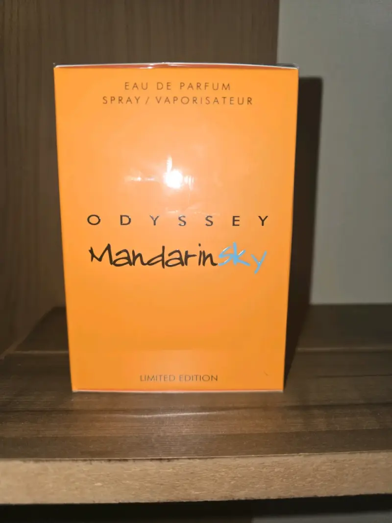 Perfume Odyssey Mandarin Sky Edición Limitada