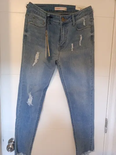 Jeans de mujer Icono tiro alto desgastados - miniatura 1