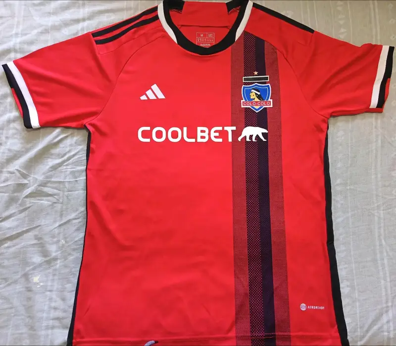 Camiseta Colo-Colo Adidas Roja, Negra y blanca - 1