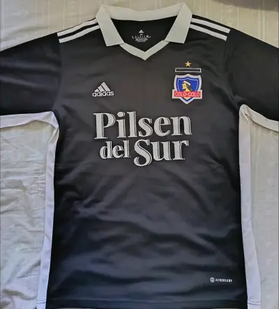 Camiseta Colo-Colo Adidas Roja, Negra y blanca - miniatura 3