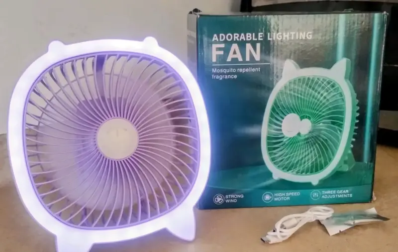 Ventilador LED con luz nocturna y tres velocidades - 3