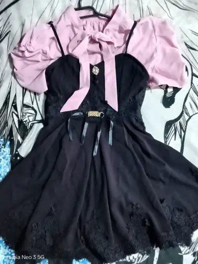 Vestido negro s con blusa rosa talla xl chica - miniatura 2