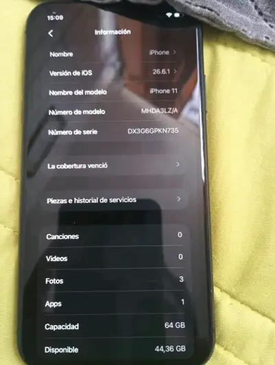 iPhone 11 de 64GB en buen estado - miniatura 2