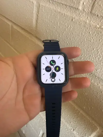 Apple Watch SE 3 44MM - miniatura 1