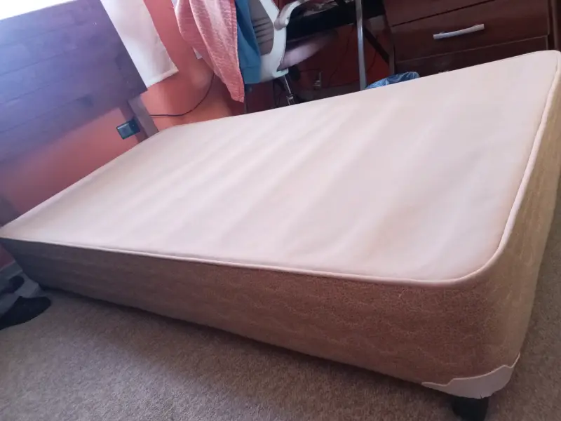 Cama individual con colchón y respaldo - 3
