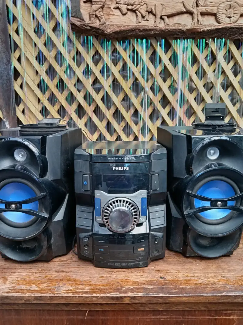 Sistema de sonido Philips con reproductor MP3