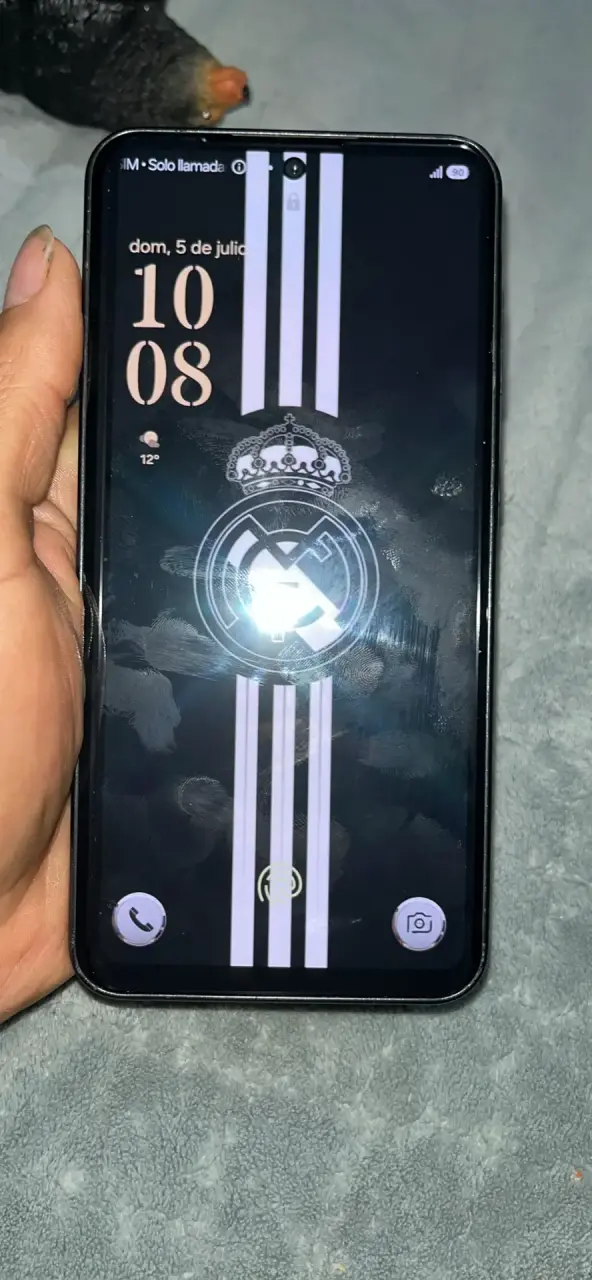 Smartphone Samsung Galaxy en buen estado - 2