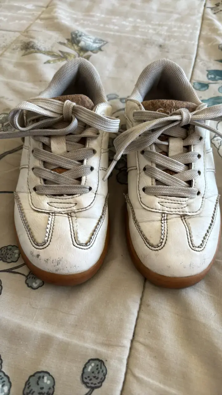 Zapatillas deportivas blancas para niños