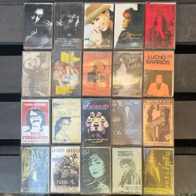Colección de 20 cassettes de música variada - miniatura 1
