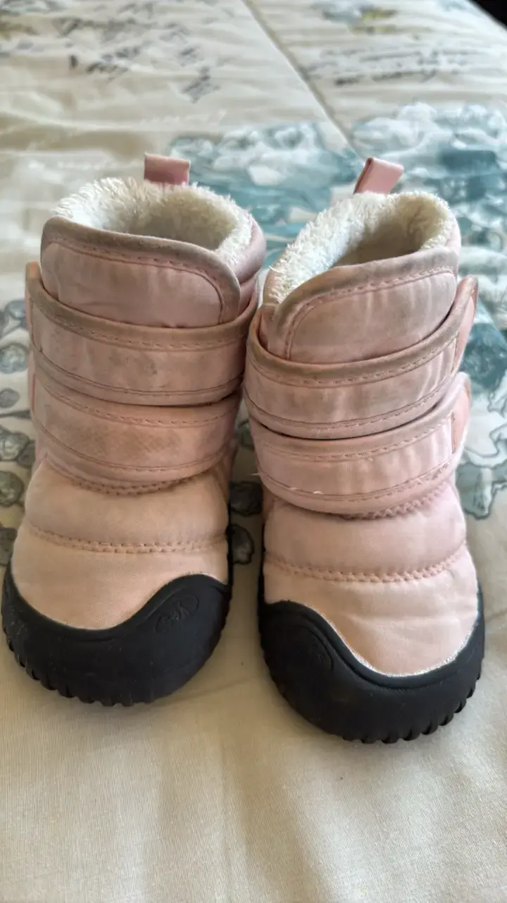 Botas de invierno para bebé rosadas