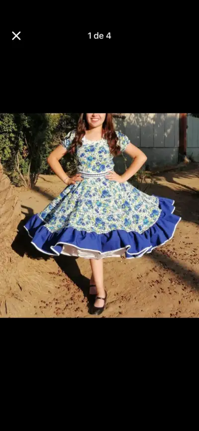 Vestido de cueca floral azul - miniatura 1