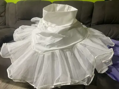 Vestido de cueca floral azul - miniatura 4