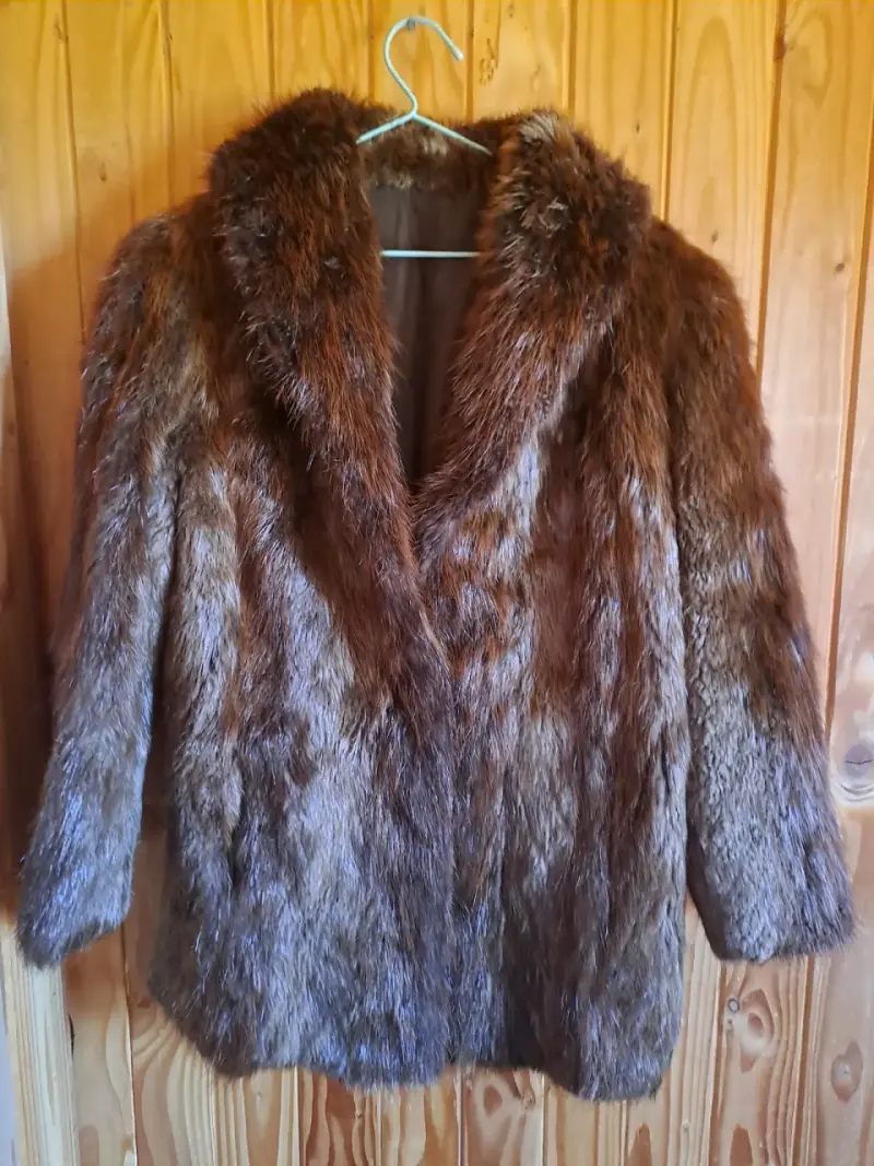 Abrigo de piel de castor talla L Xl - 4