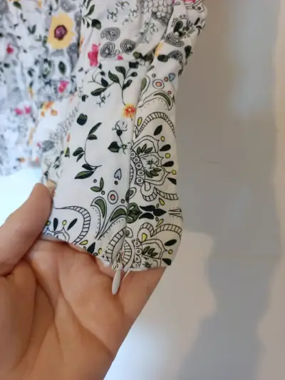 Blusa estampada floral manga corta - miniatura 3