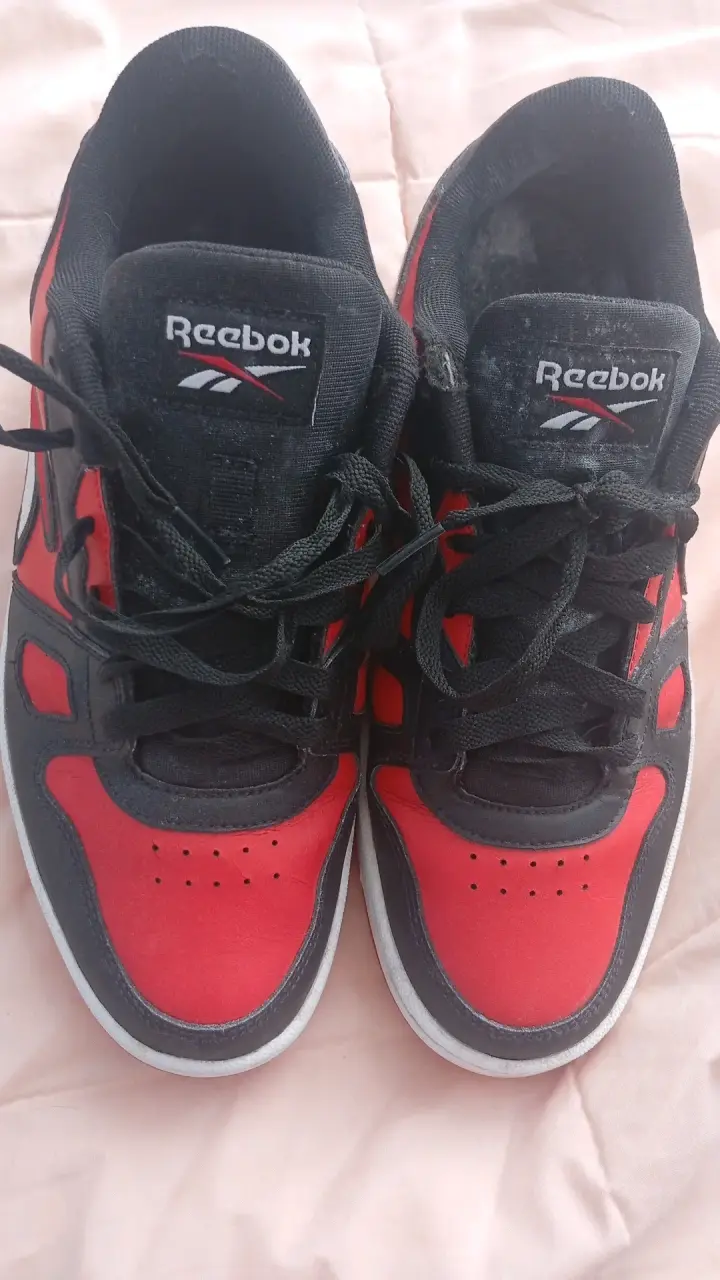 Zapatillas deportivas Reebok rojas y negras - 2