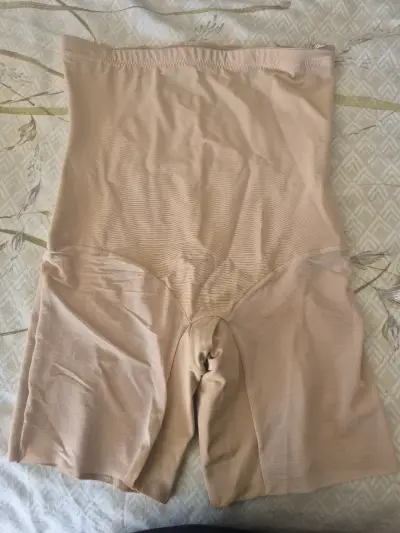 Faja modeladora color beige para mujer tiro alto - miniatura 1