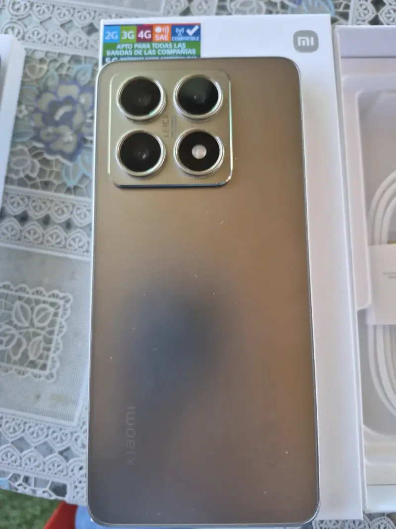 Smartphone Xiaomi 14T con HyperOS - 2