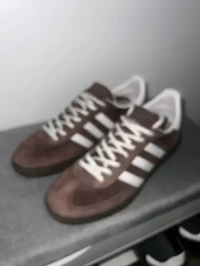Zapatillas Adidas Spezial marrón y blanco - miniatura 3