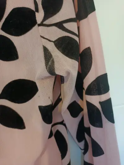 Blusa de manga larga con estampado de hojas - miniatura 3