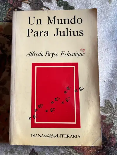 Libro 'Un Mundo Para Julius' de Alfredo Bryce Echenique - miniatura 1