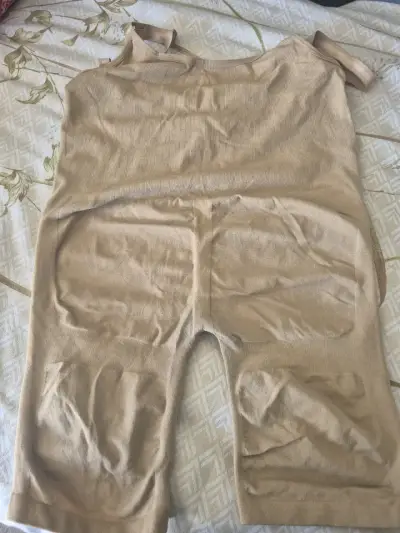 Faja modeladora beige para mujer - miniatura 1