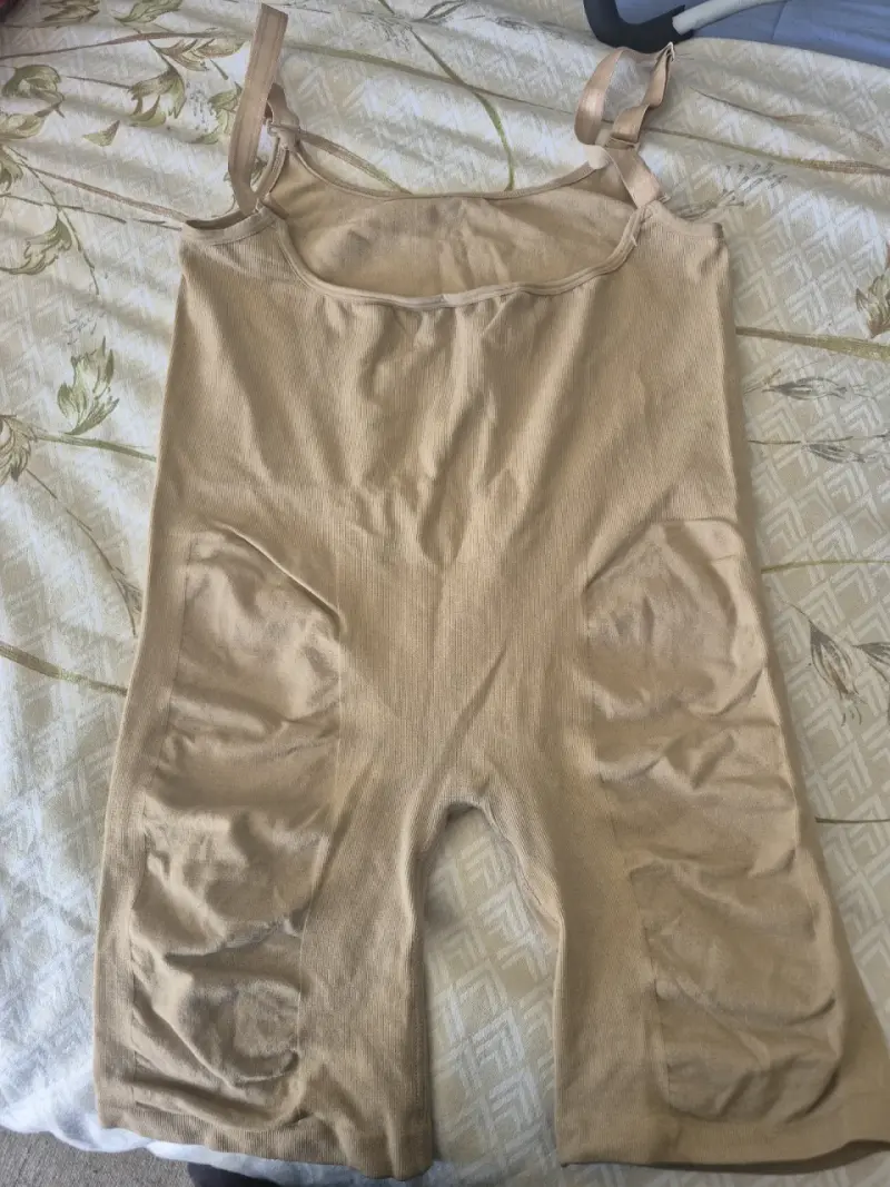 Faja modeladora beige para mujer - 2