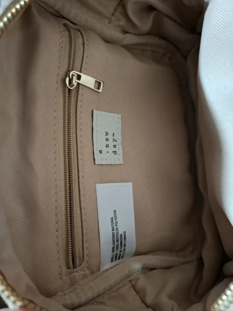 Cartera beige trenzada de A New Day - 3