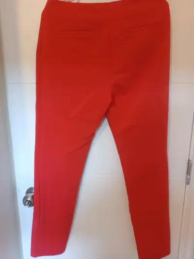 Pantalones rojos  Basement - miniatura 2