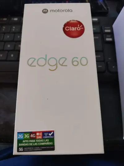 VENDO O PERMUTO  Motorola Edge 60 con 5G - miniatura 1