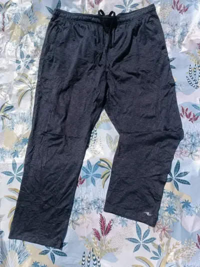 Buzo Athletic Works talla XL - miniatura 1