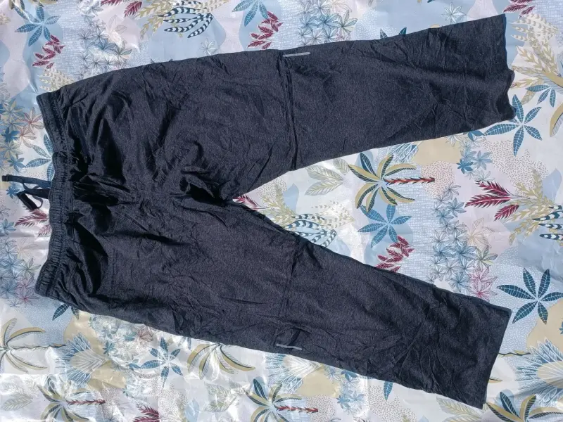 Buzo Athletic Works talla XL - 2