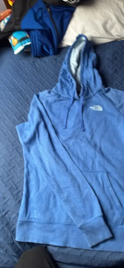 Polerón azul con capucha The North Face para mujer - miniatura 2