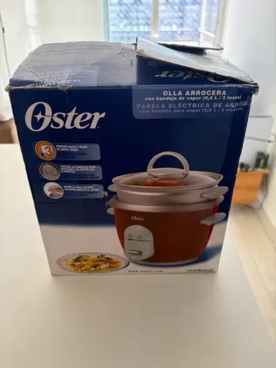 Arrocera eléctrica Oster roja con tapa de vidrio - miniatura 5