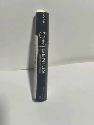 Máscara de Pestañas Avon Genius 5-en-1 - miniatura 2