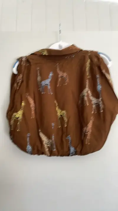 Blusa crop marrón con estampado de jirafas Zara - miniatura 2